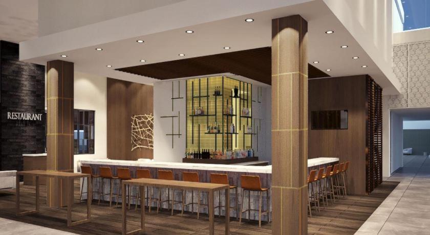 Ontario Gateway Hotel Exterior foto